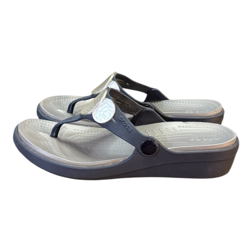 Crocs Sanrah Hammered Circle Wedge Flip Women’s Size 7 Navy Blue - Picture 3 of 8